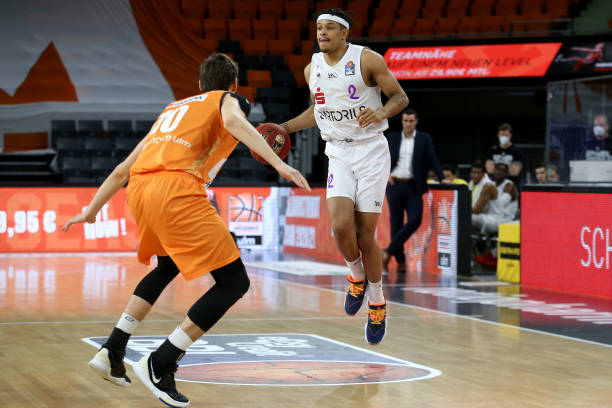 扑朔迷离 扑朔迷离